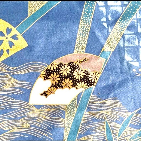 Authentic Japanese made 100% cotton Men's /women’s Yukata (similar to a kimono). - Picture 3 of 9